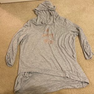 3/4 sleeve “do amazing things” light sweatshirt
